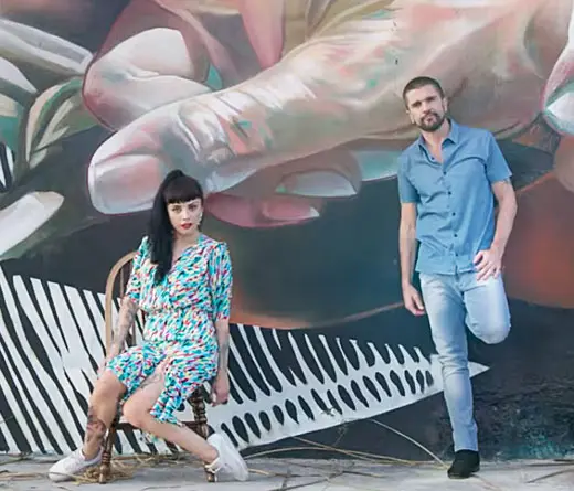 Mon Laferte baila con Juanes en su nuevo video 